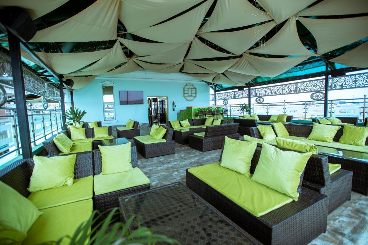 Apartment 79 Hotel & Suite Ikeja Esterno foto